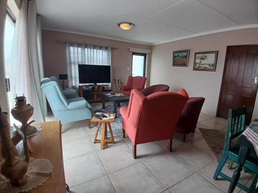 4 Bedroom Property for Sale in Seemeeu Park Western Cape